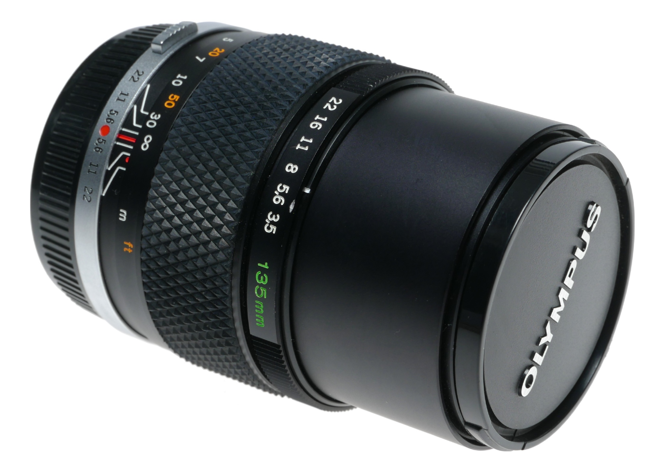 Olympus 3.5/135mm OM-System Zuiko Auto T f/3.5 f=135mm vintage SLR