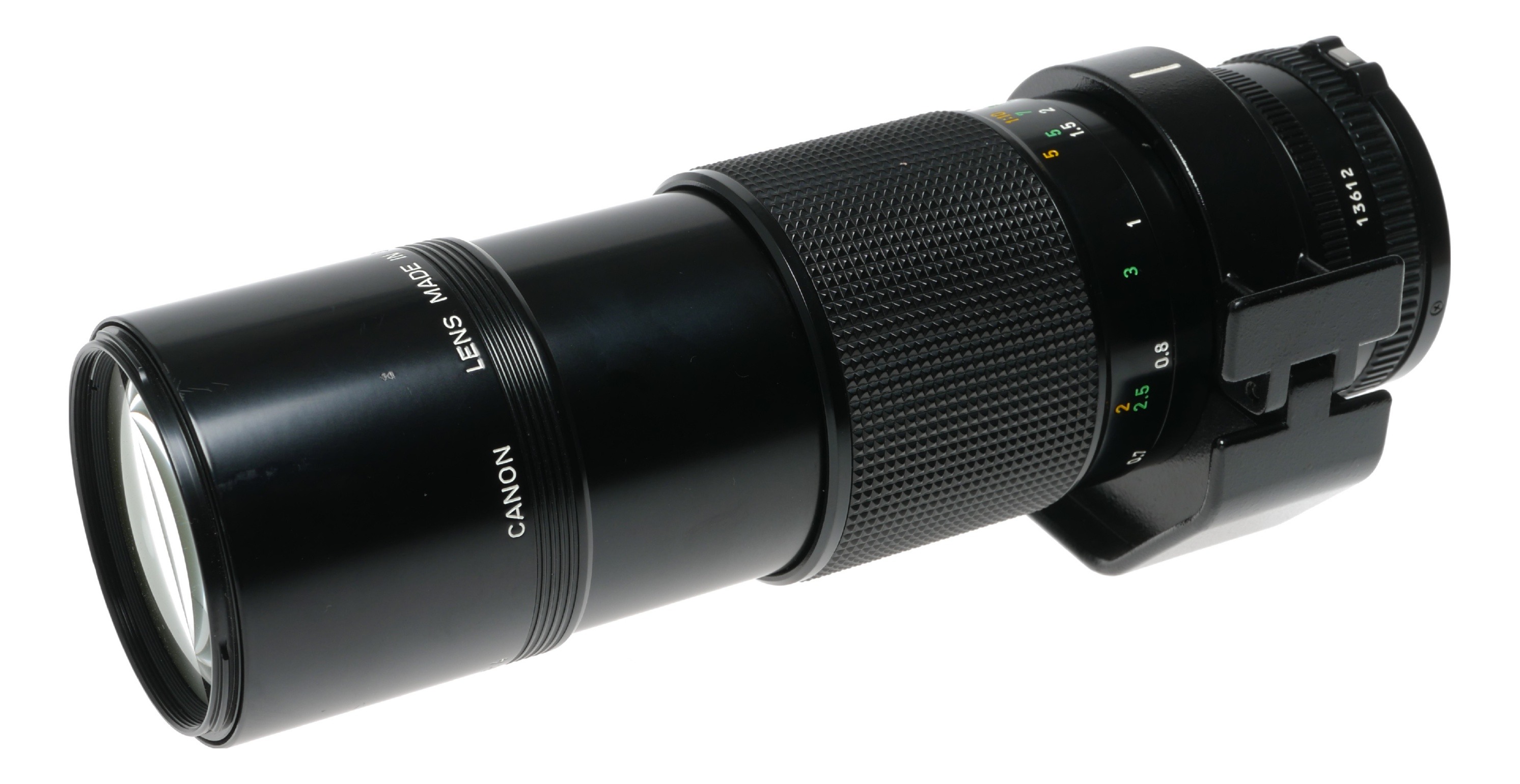 Canon Lens FD 200mm 1:4 vintage 35mm film camera lens 4/200 Museum