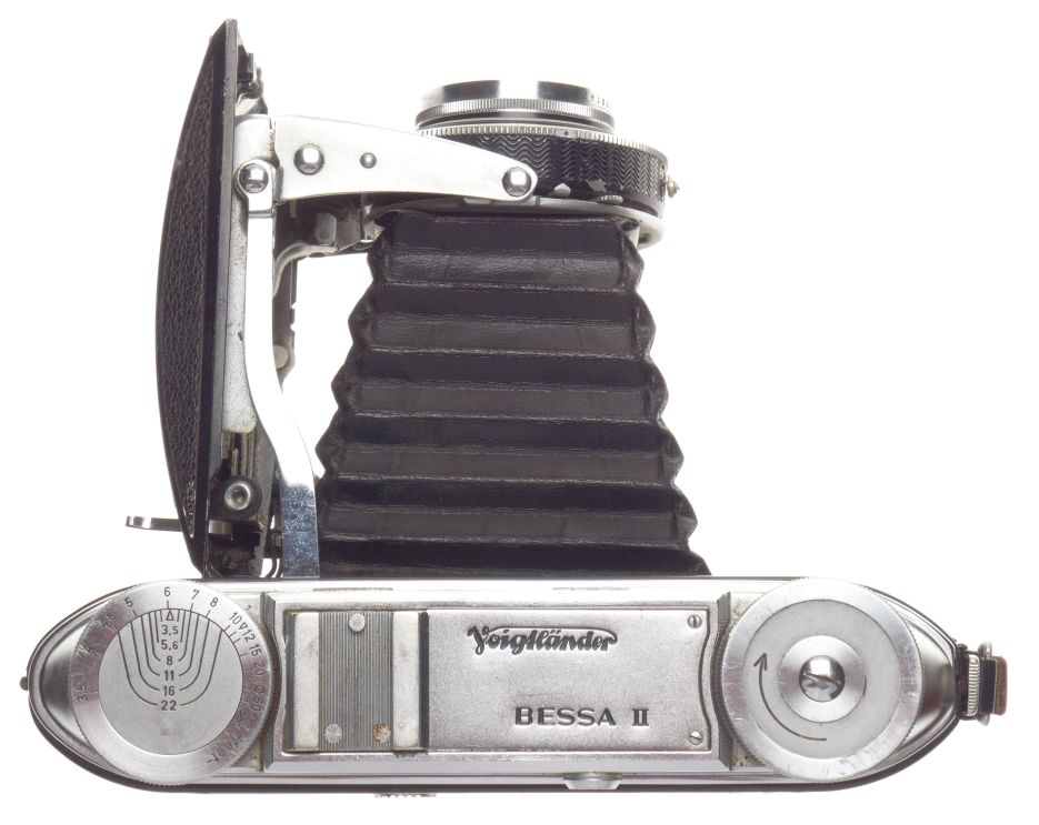 VOIGTLANDER BESSA II Camera Color-Skopar3.5/10.5cm Lens f=105mm