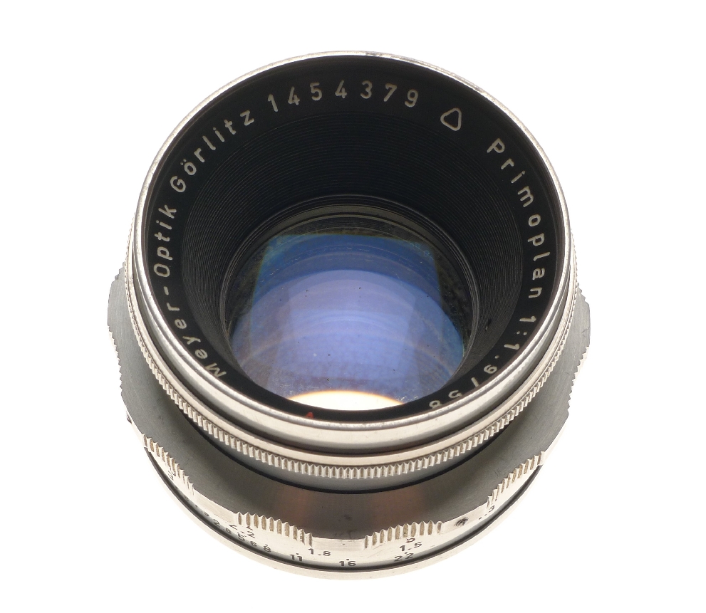Meyer-optik gorlitz primoplan prime lens 1:1.9 58mm red v